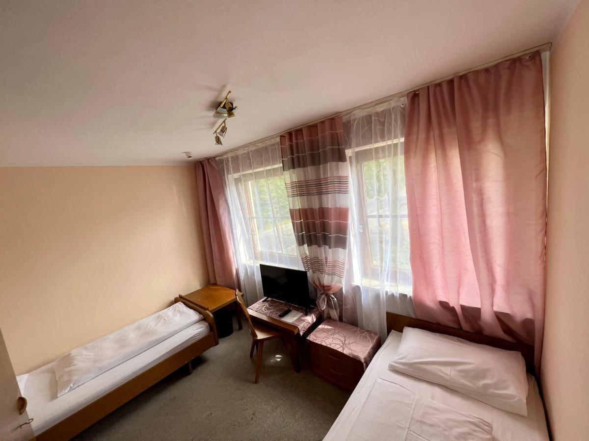 Hotel-Gasthof Deutschmeister Donauwörth Extérieur photo